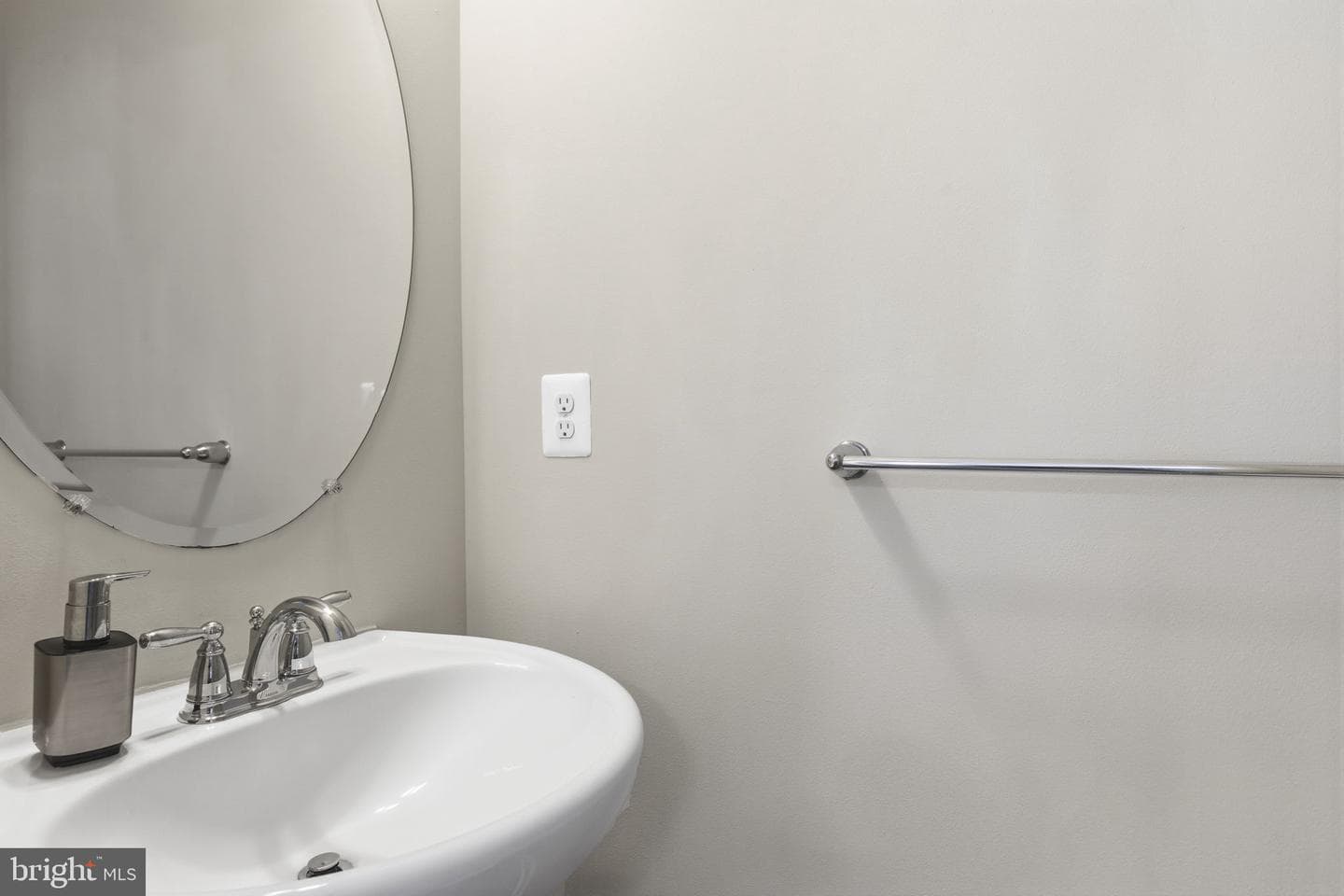 7255 Martin Farm Circle photo 9