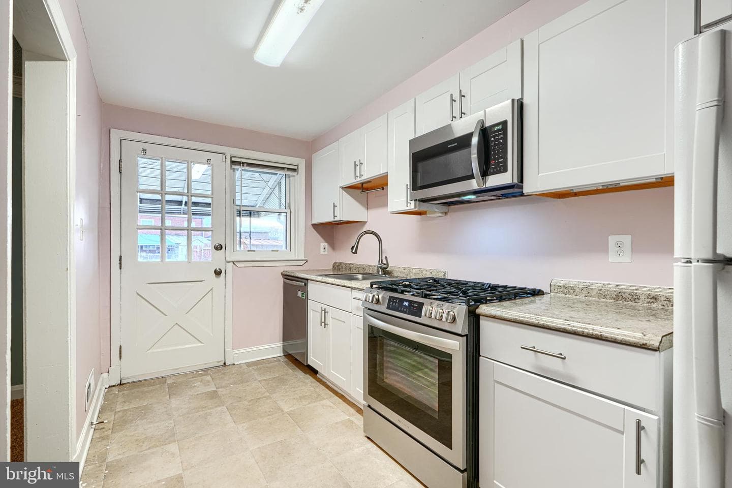 7807 Rockbourne Road photo 13