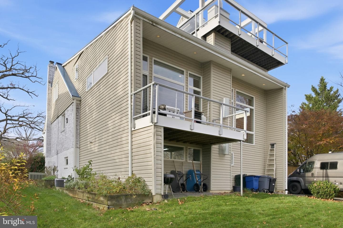 205 Newburg Avenue photo 3