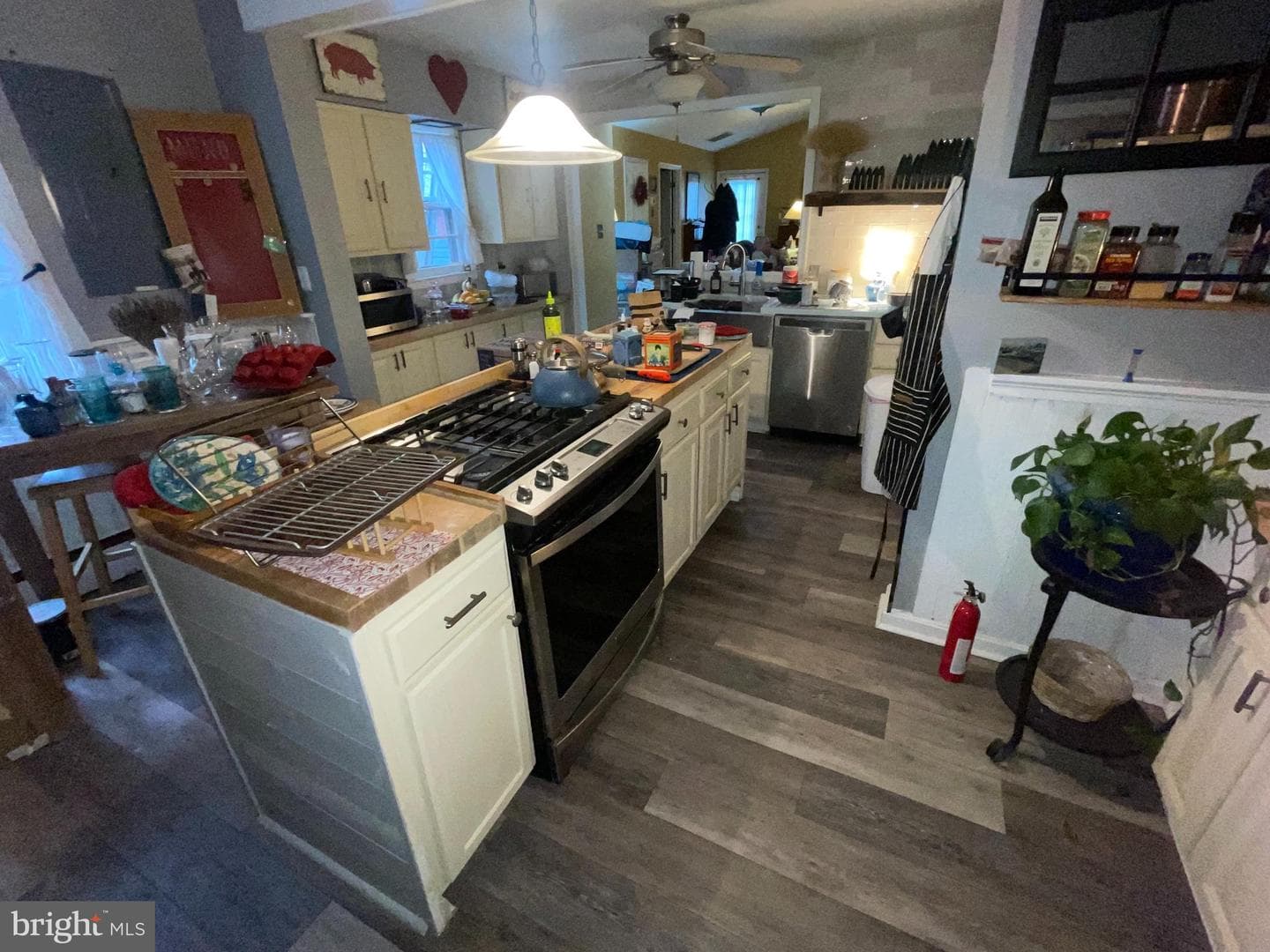 1807 Sutton Avenue photo 26
