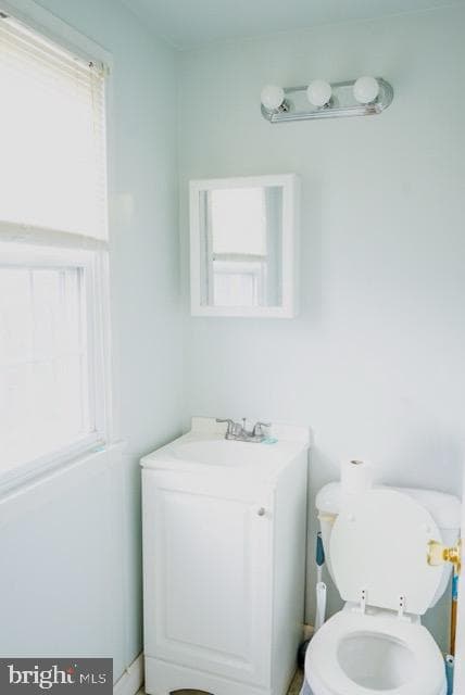 927 Grovehill Road photo 13
