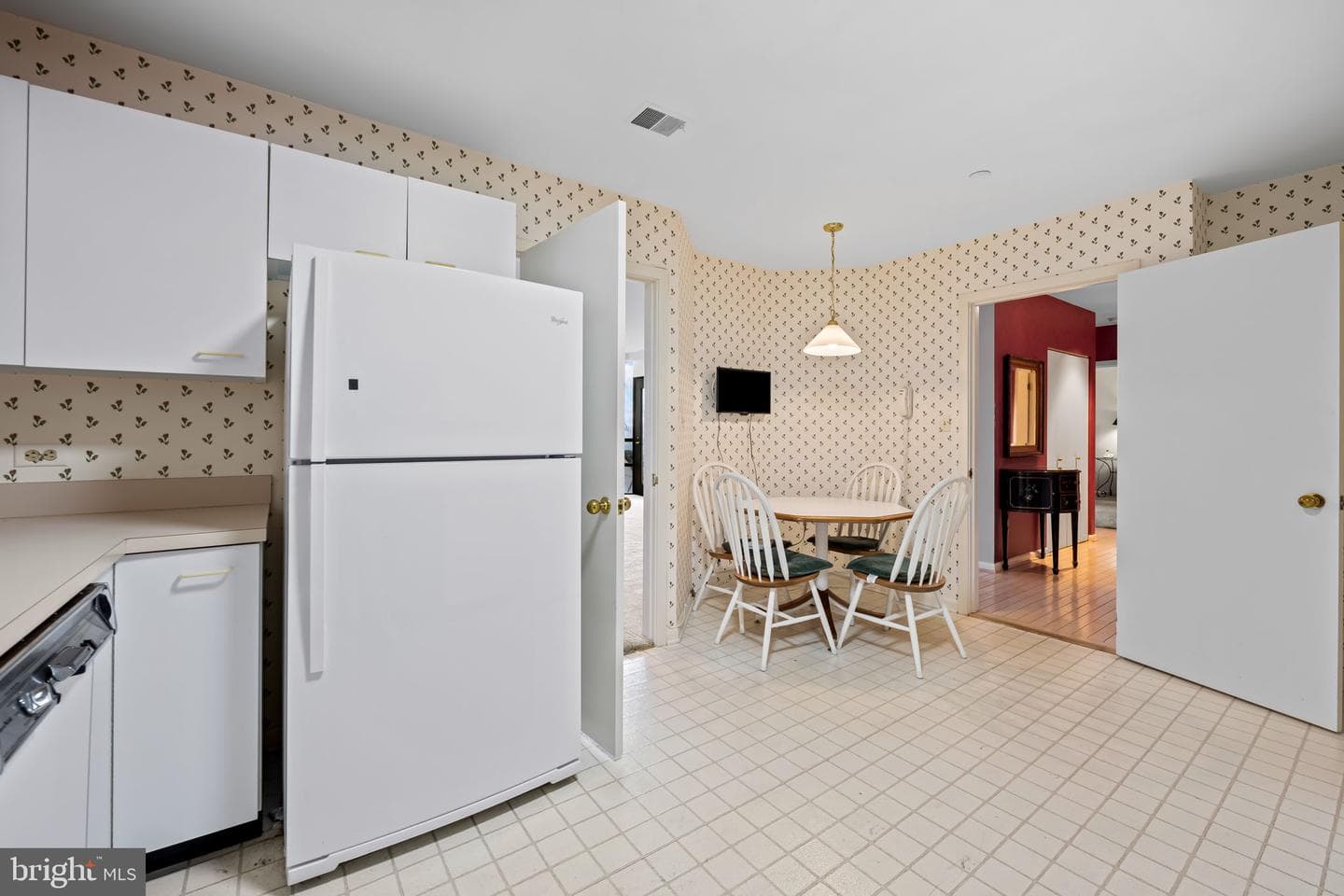 4001 Old Court Road #415 photo 16