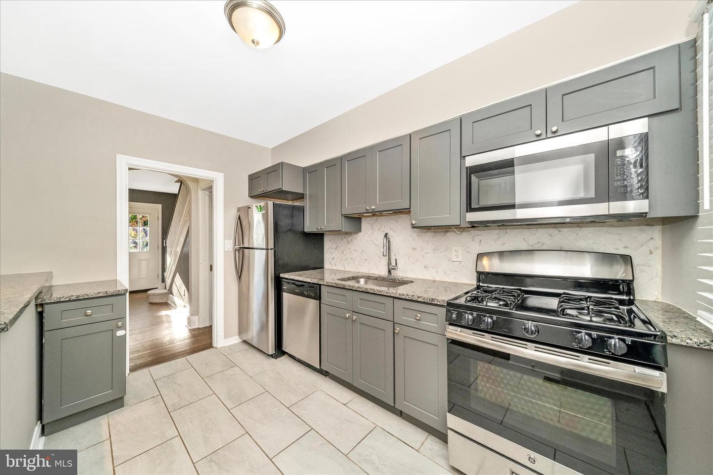 2493 Fairway photo 12