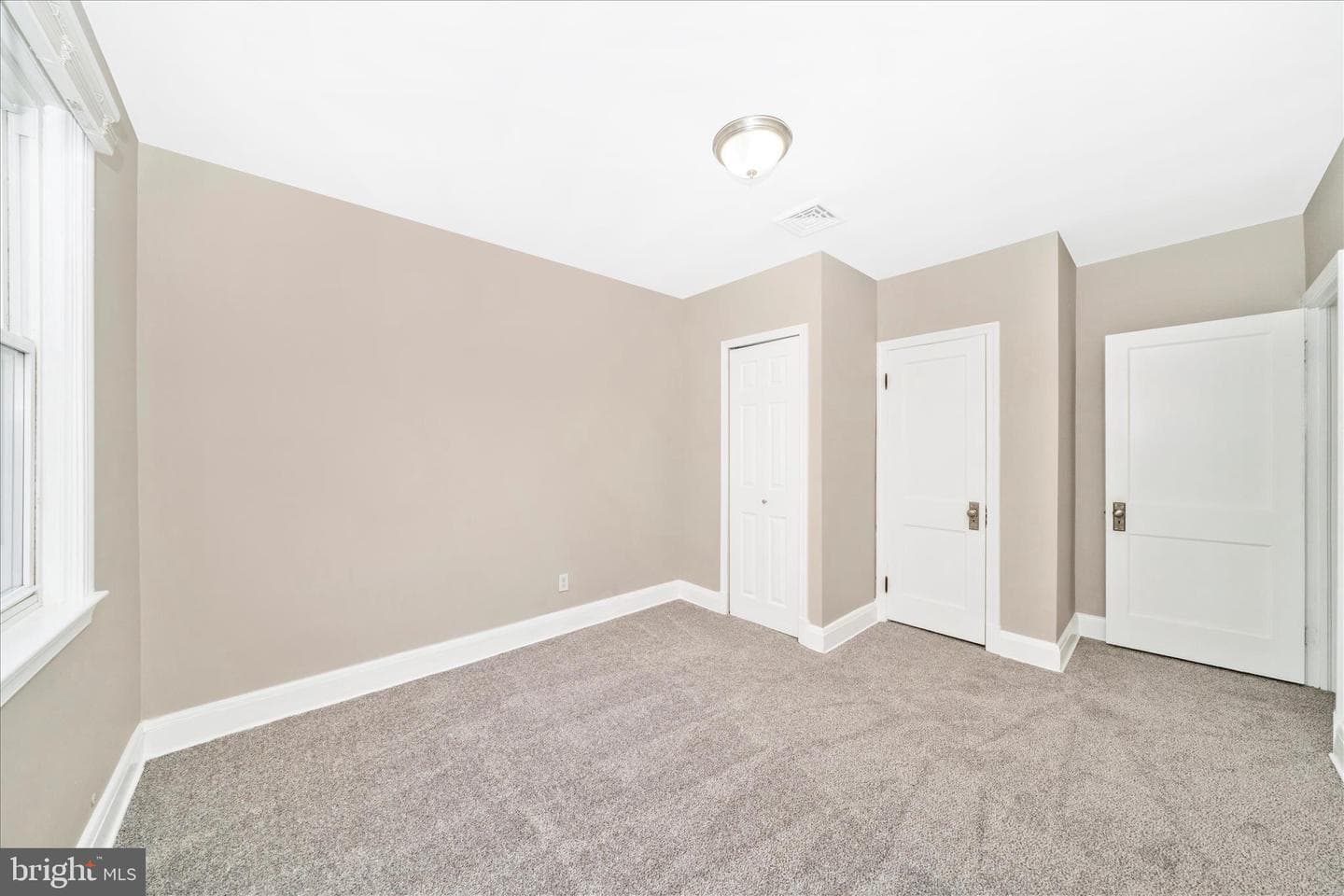 2493 Fairway photo 22