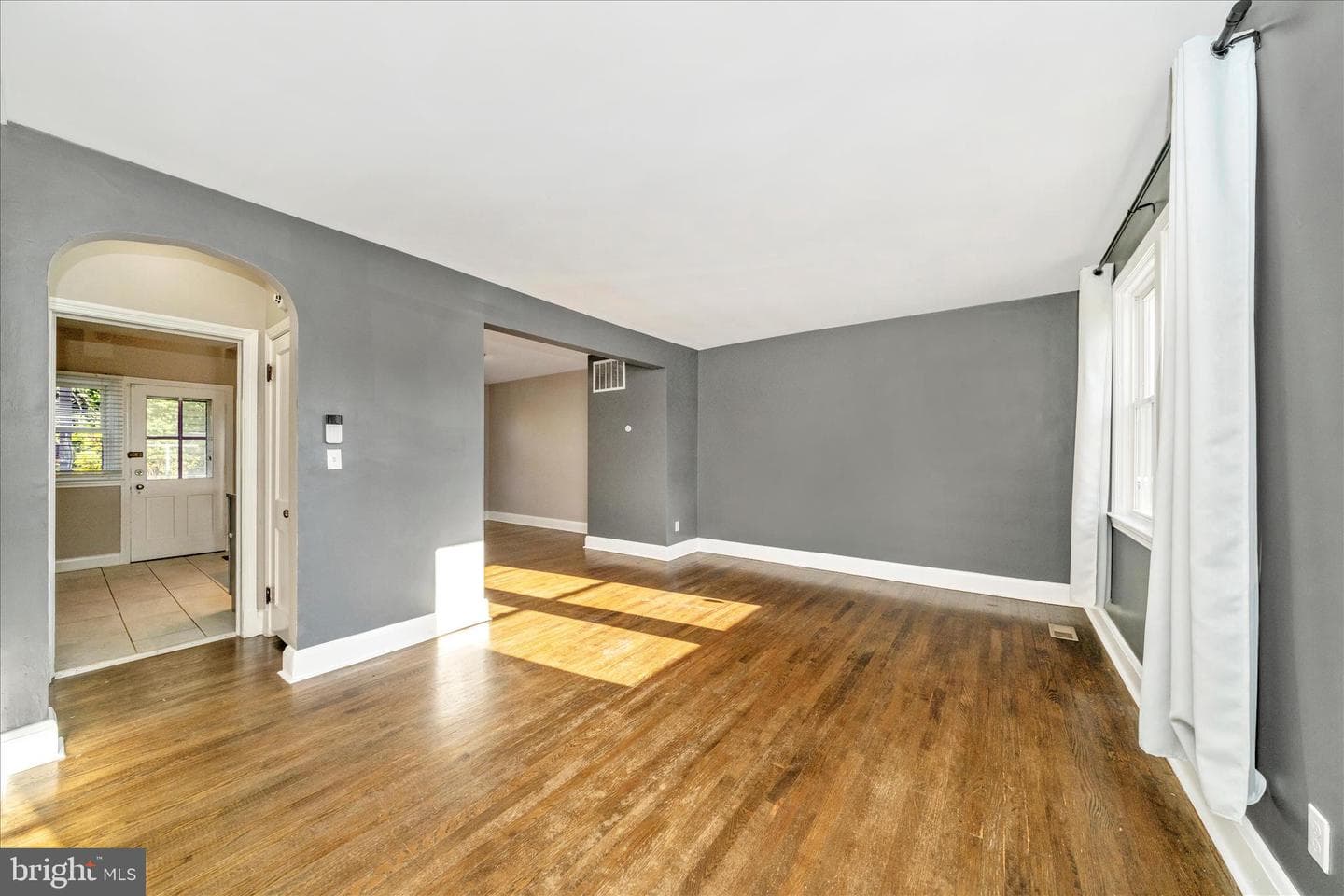 2493 Fairway photo 4