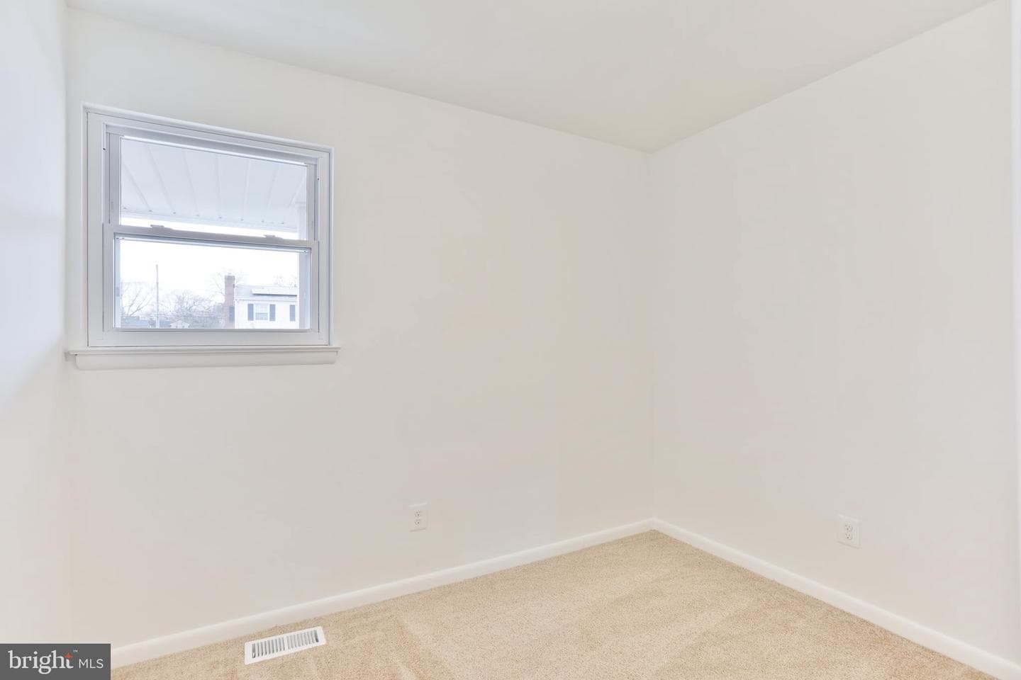 4122 Loch Lomond Drive photo 12