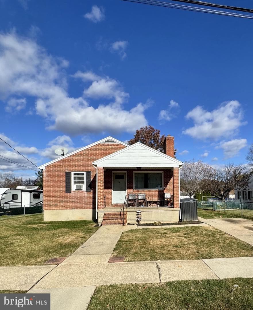3110 Dubois Avenue photo 1