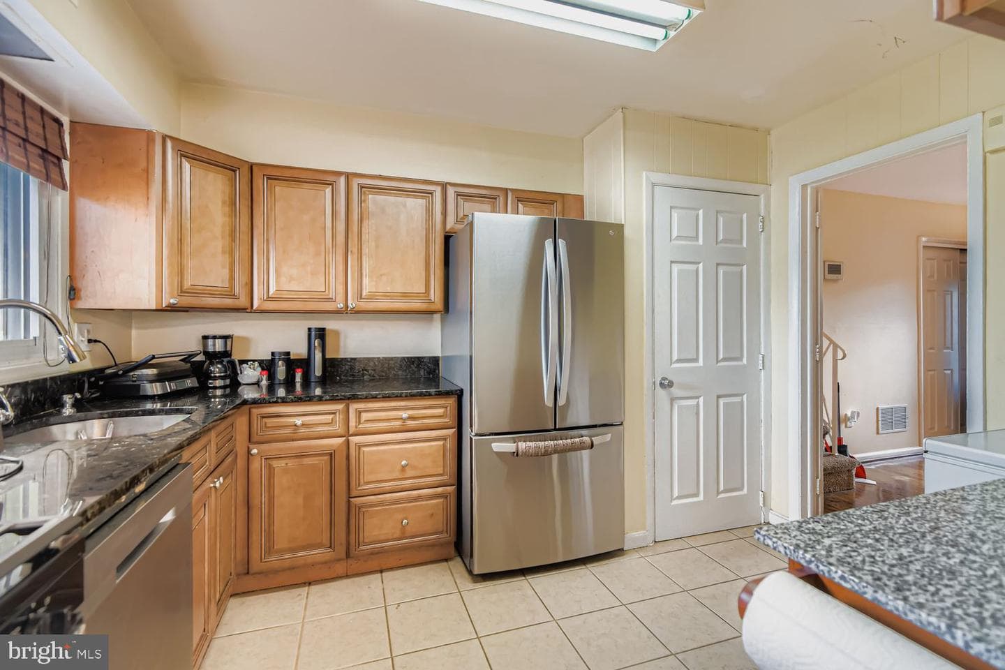 8504 Fieldway Drive photo 4