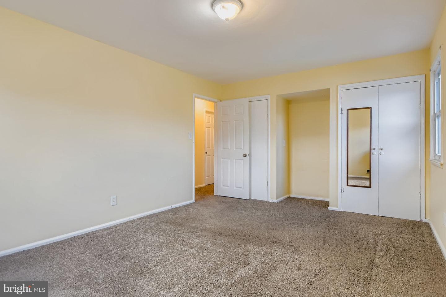 8504 Fieldway Drive photo 5