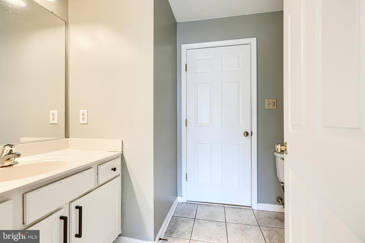 8803 Stone Ridge Circle #301 photo 16