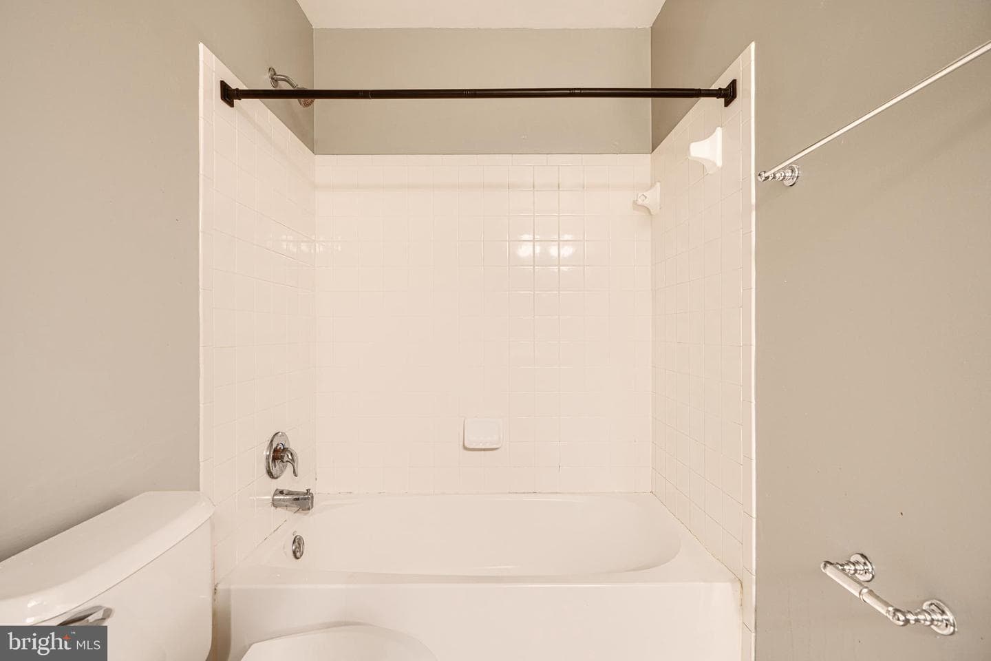 8803 Stone Ridge Circle #301 photo 17