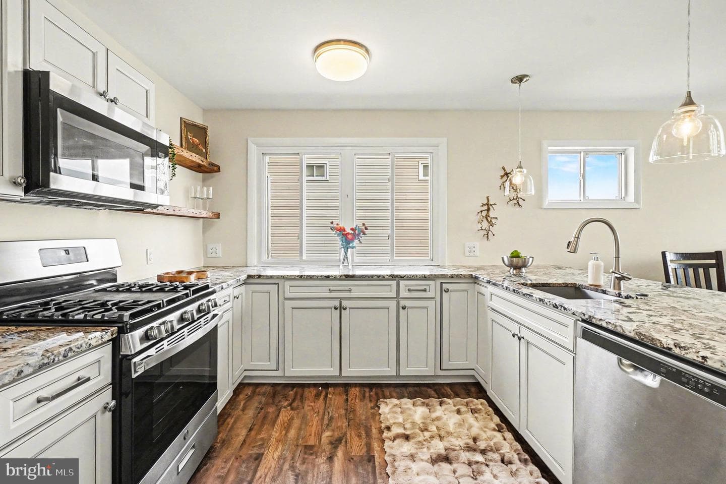 9102 Lamaze Road photo 9