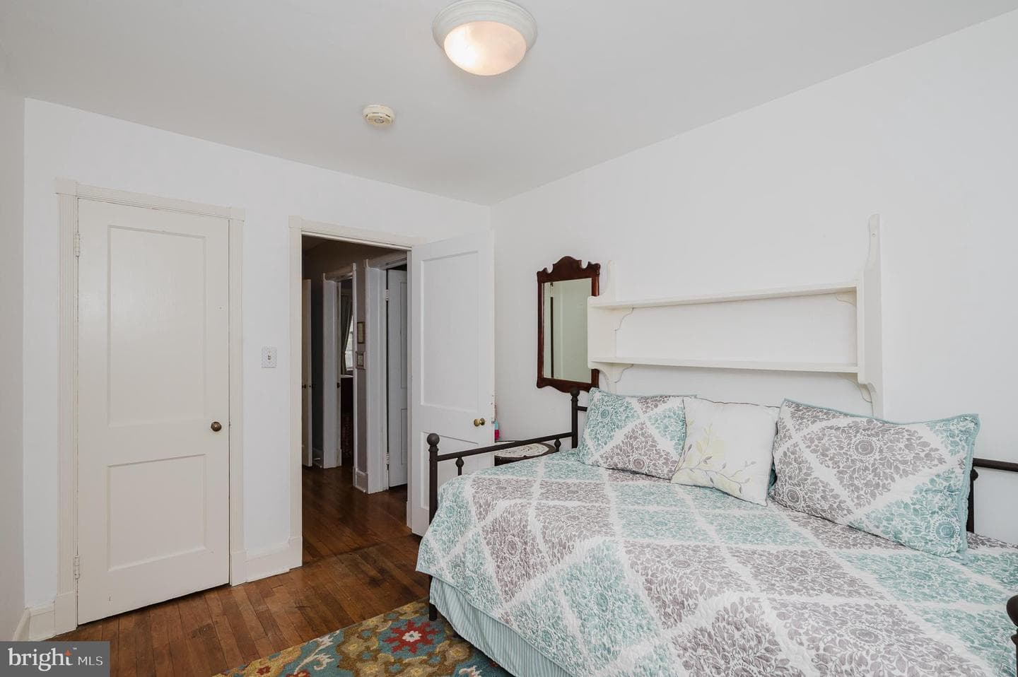 318 Westshire Road photo 37