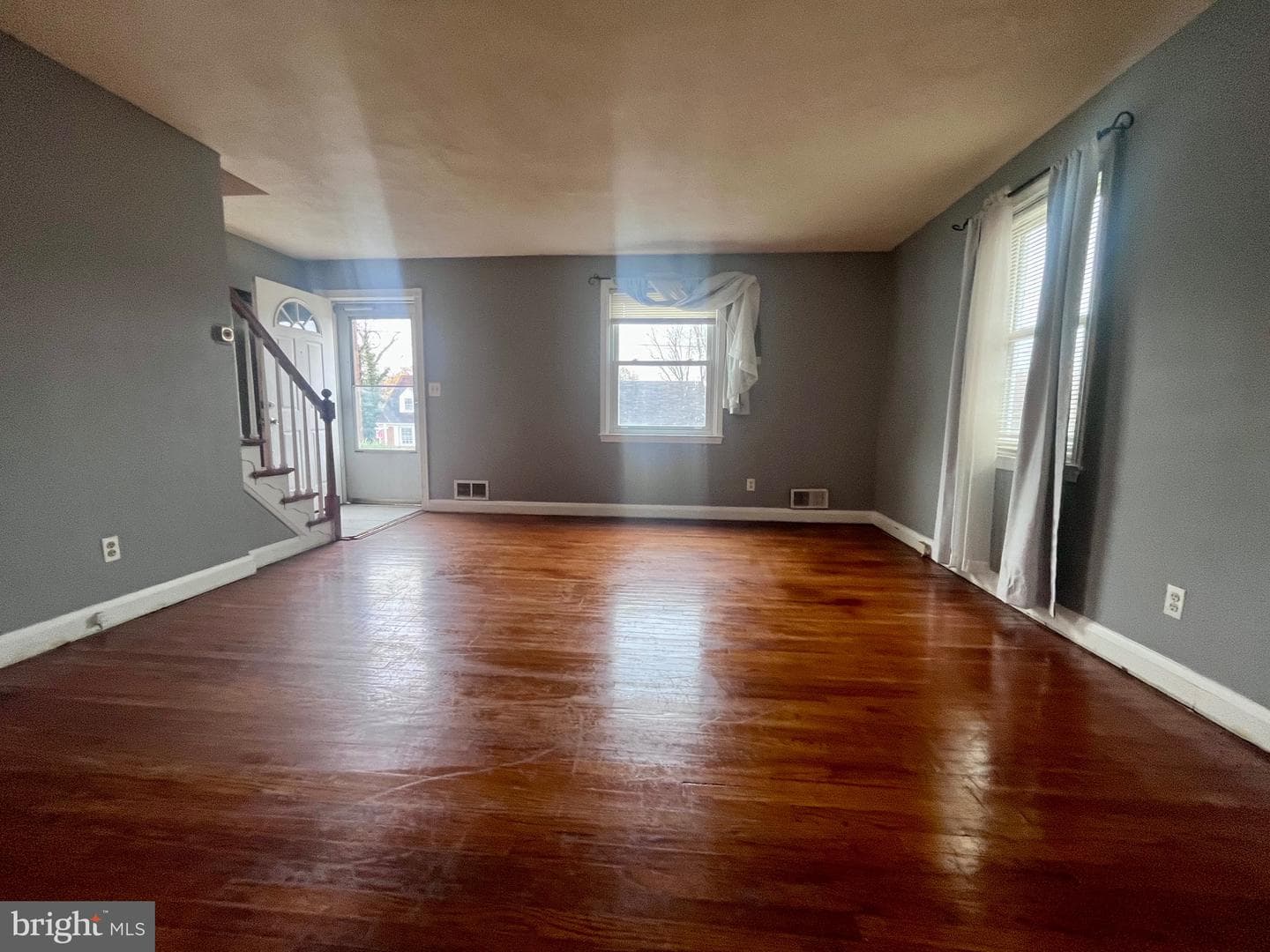 3804 Arbutus Avenue photo 2