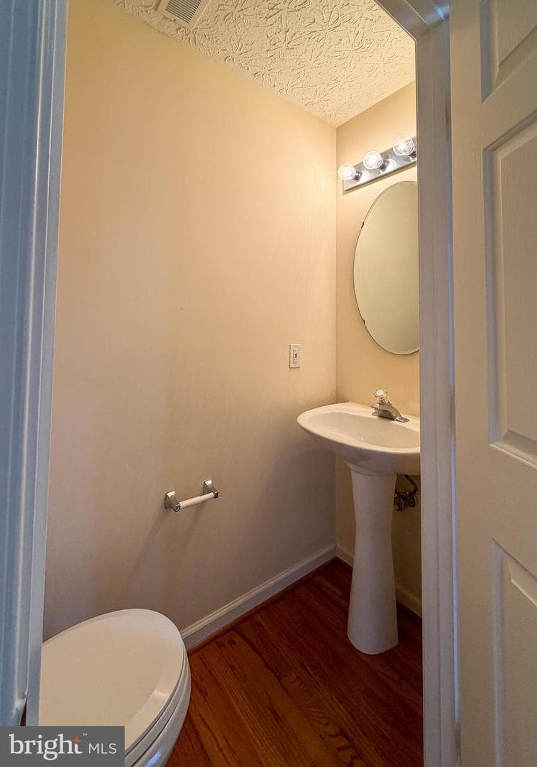 9708 Redwing Drive photo 6