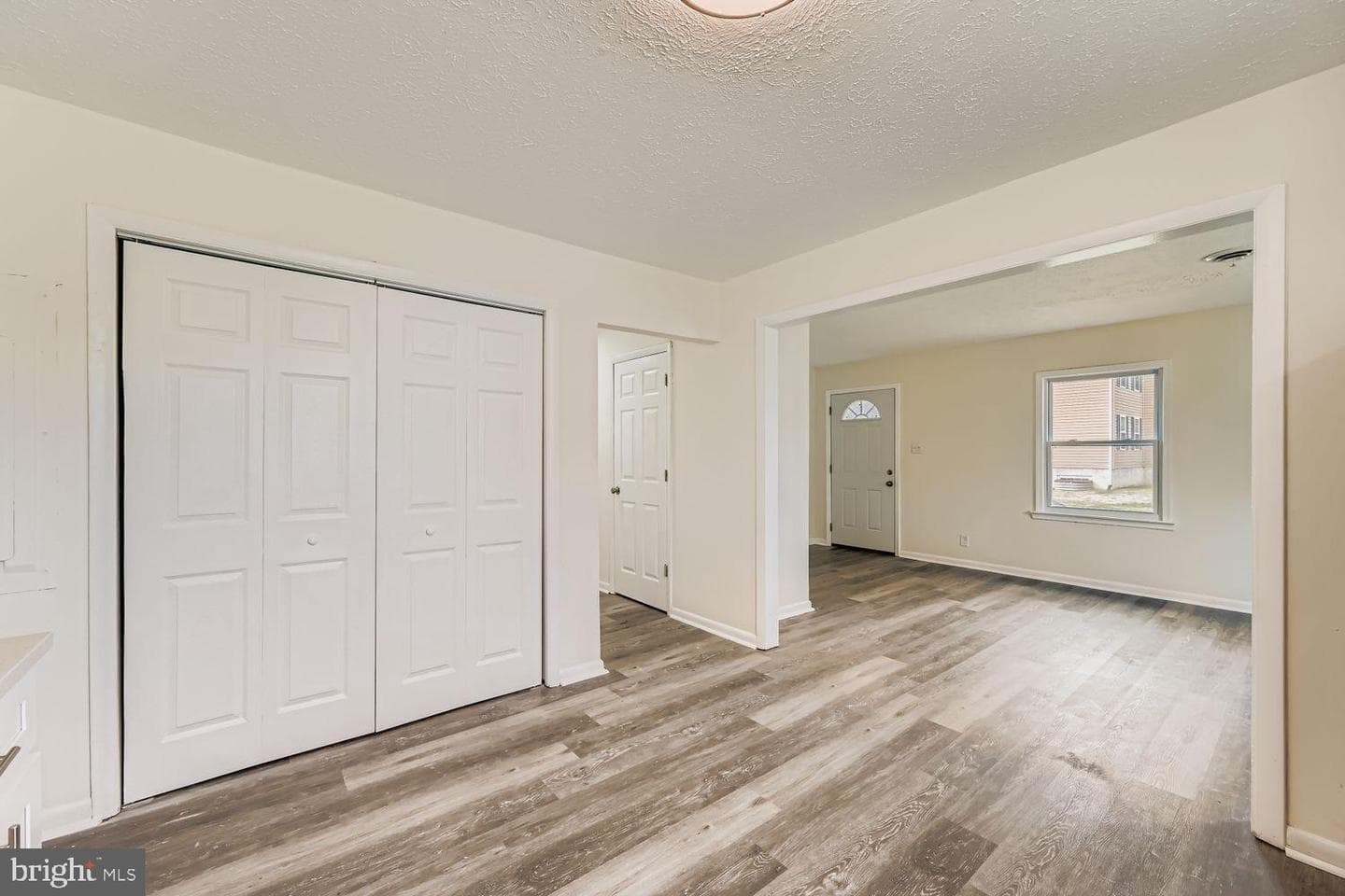 2542 Sycamore Avenue photo 12