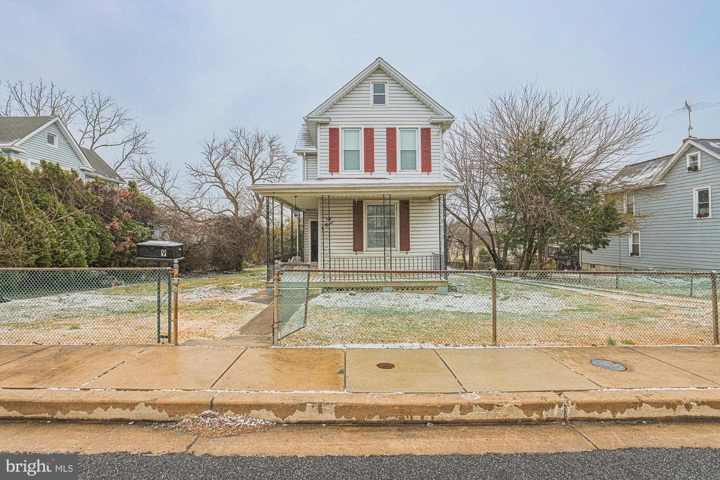 9 Glenmore Avenue photo 2
