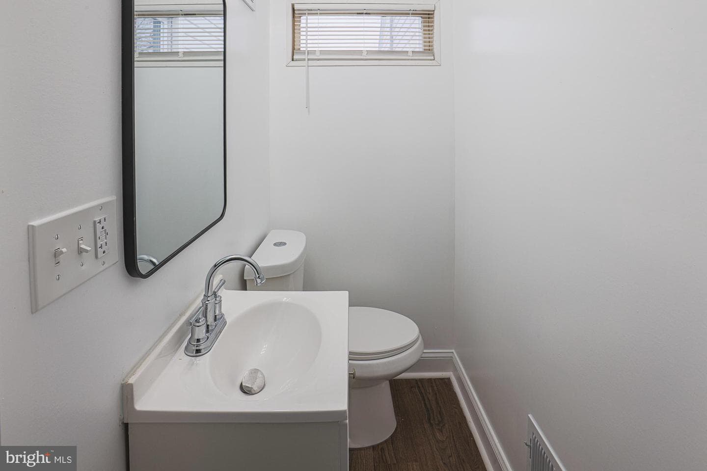 9 Glenmore Avenue photo 27