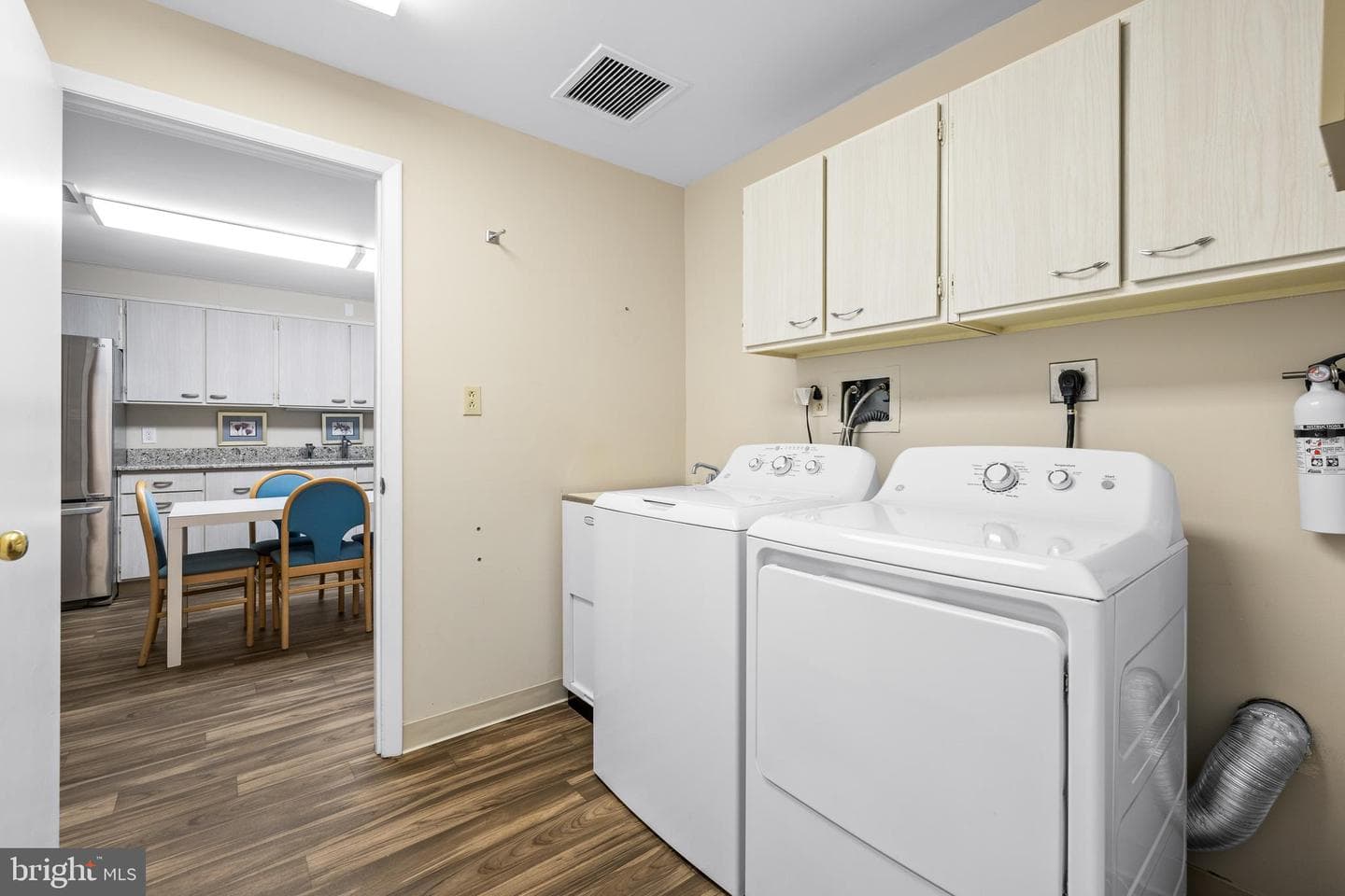 1 Slade Avenue #304 photo 16