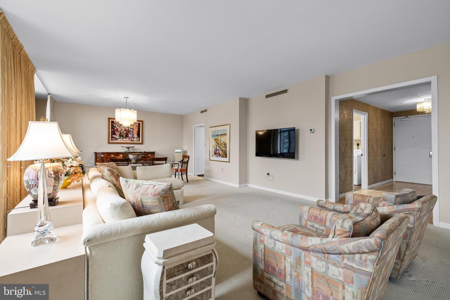 1 Slade Avenue #304 photo 25