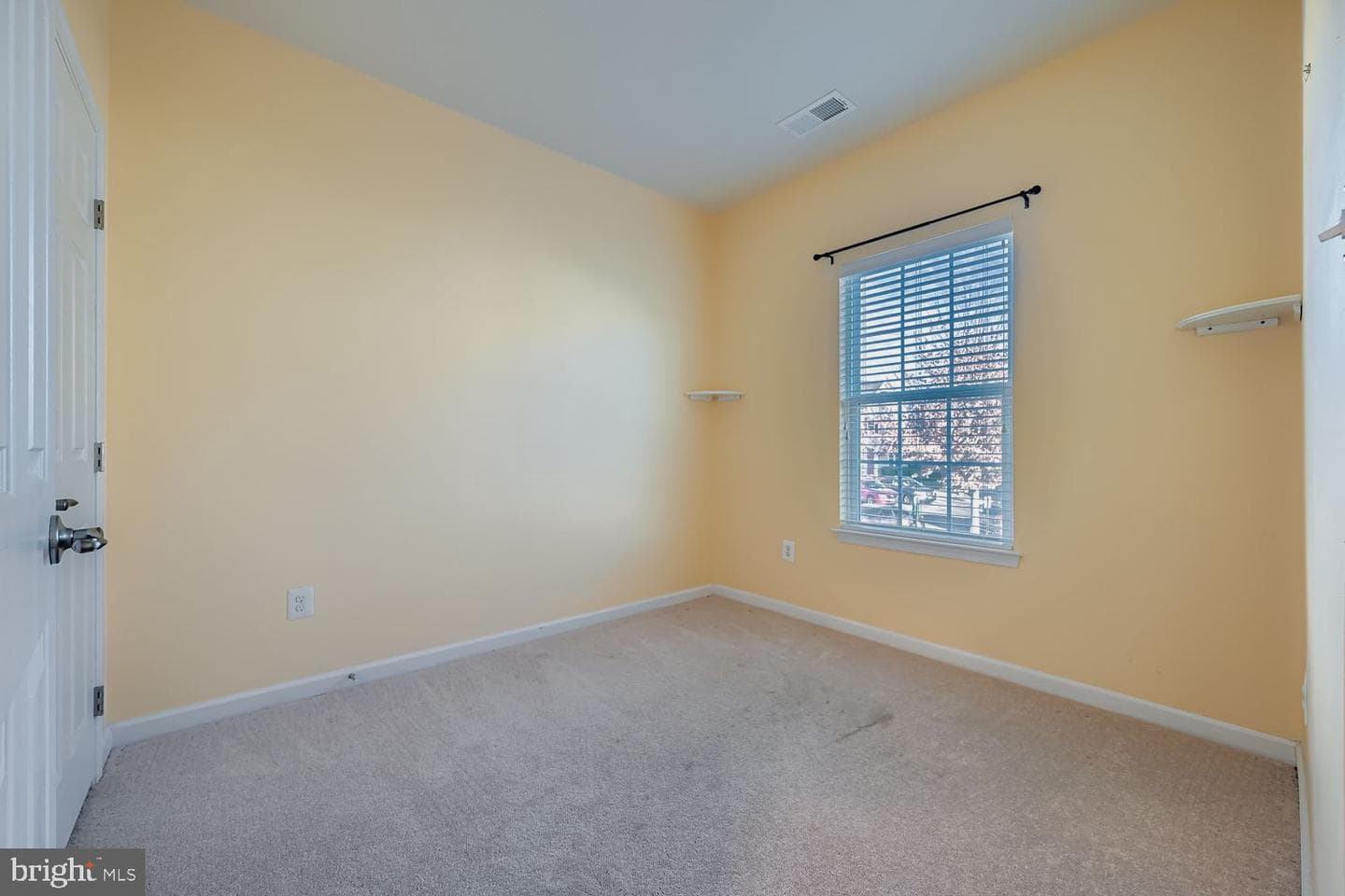 346 Paladium Court photo 17
