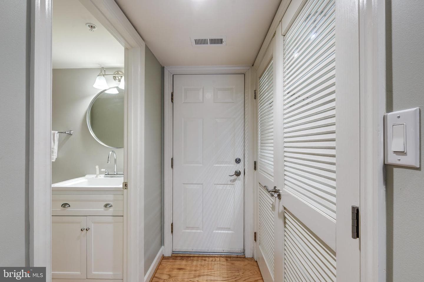 5118 Strawbridge Terrace #5118 photo 11