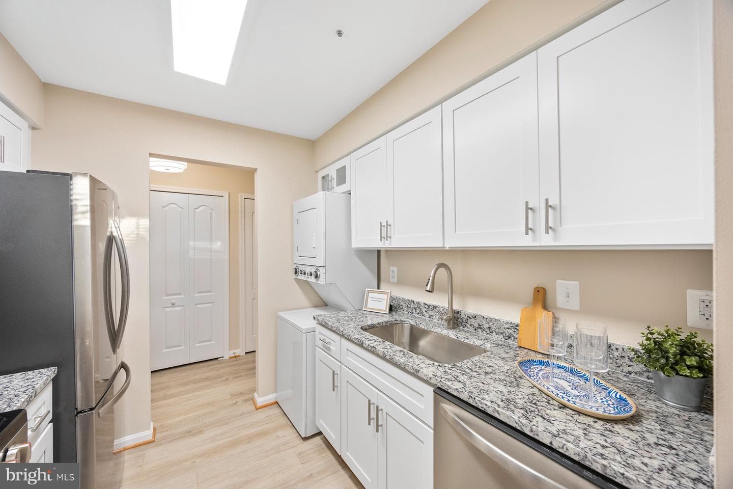 26 Shaftsbury Court #26 photo 11