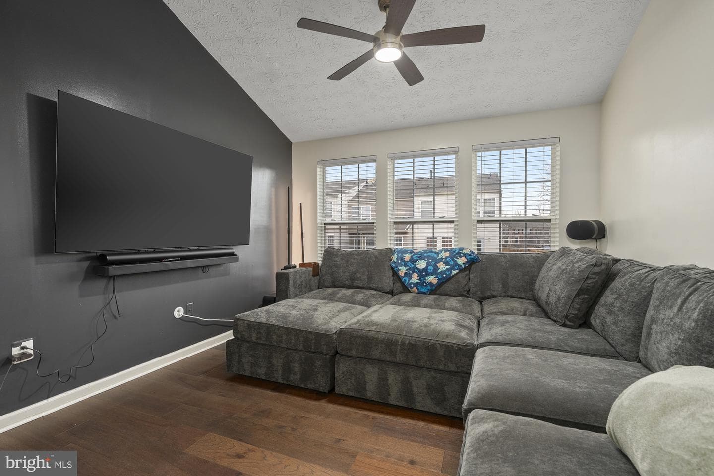 5010 Finsbury Road photo 15