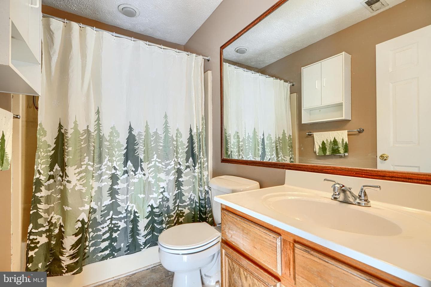 132 Jumpers Circle #204 photo 13