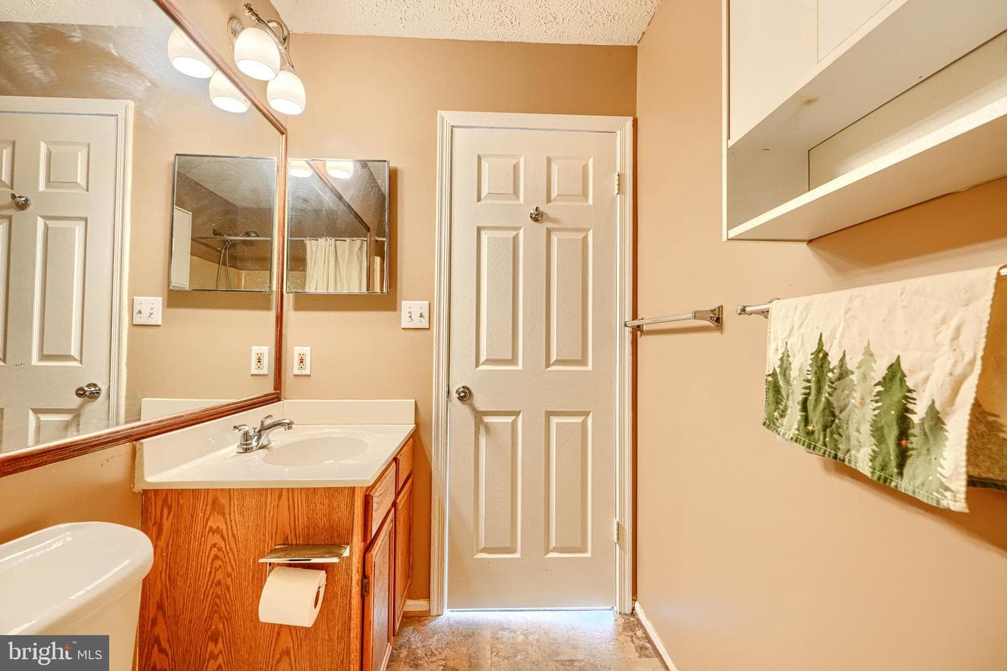 132 Jumpers Circle #204 photo 14