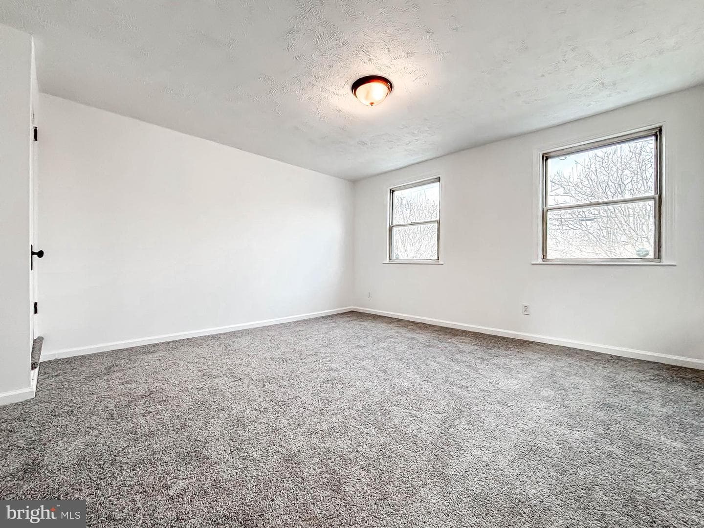 414 Avondale Road photo 26
