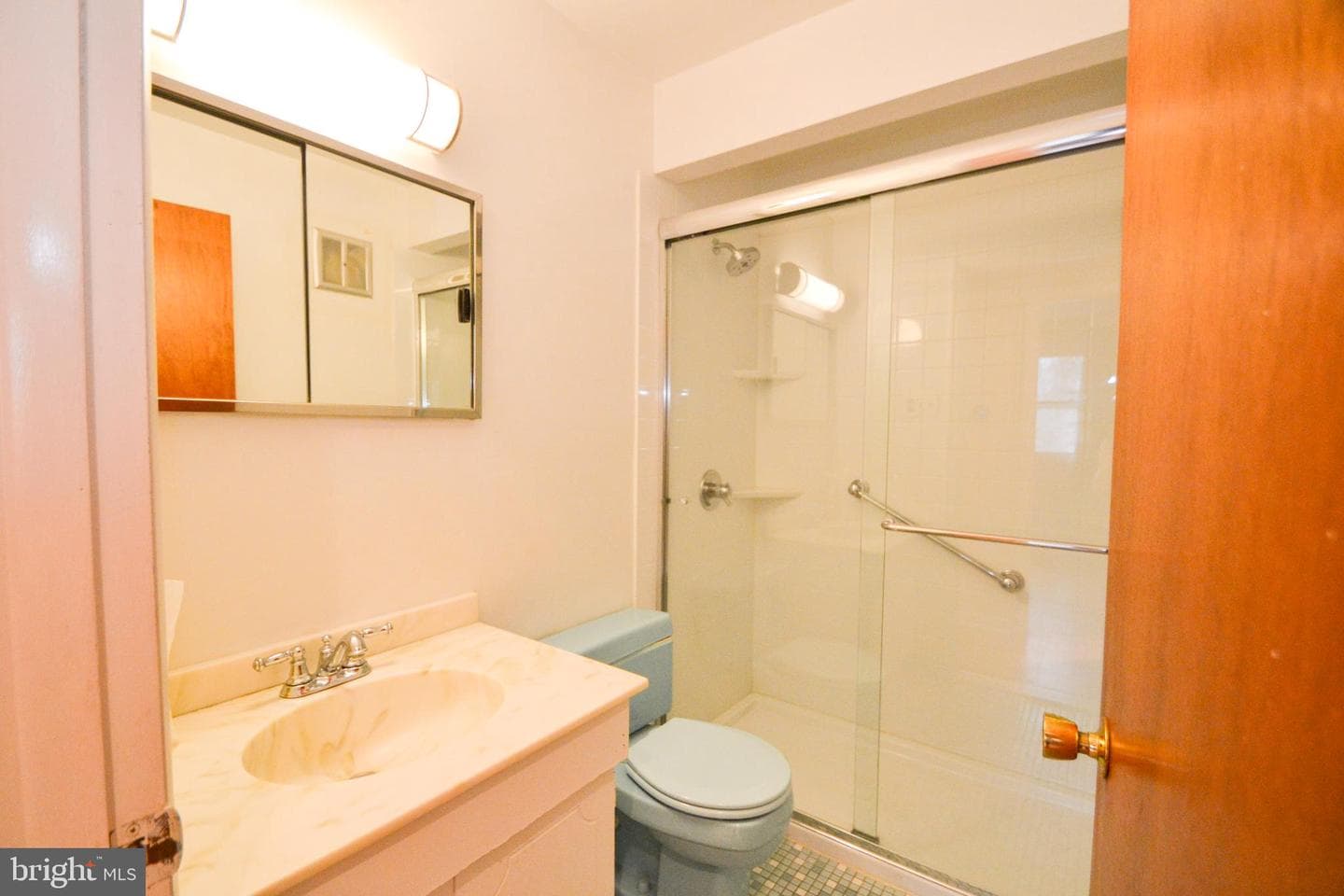 3 Bromwell Court photo 16
