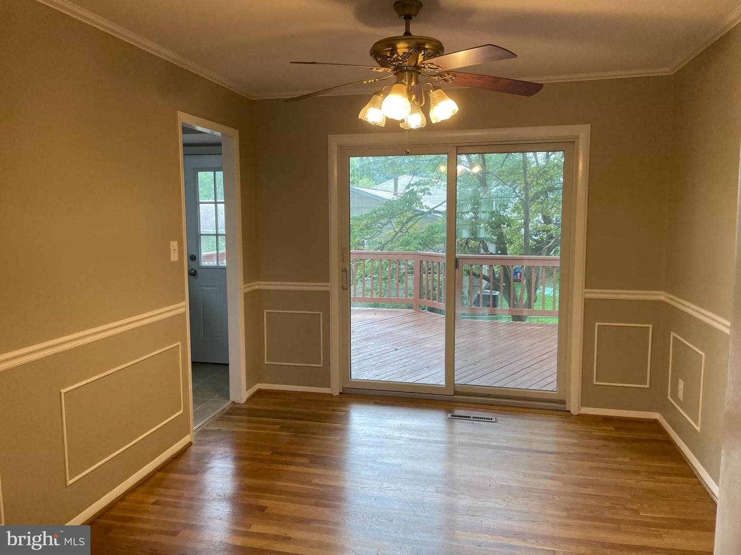 409 Deacon Brook Circle photo 11