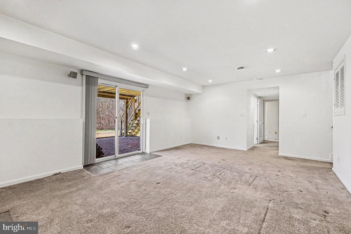 9 Mainmast Court photo 28
