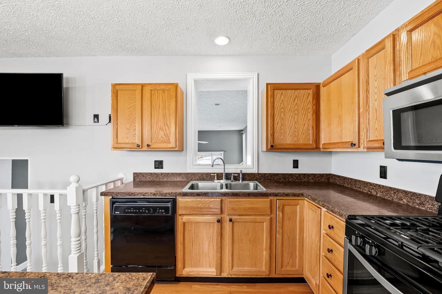 4222 Klosterman Avenue photo 14