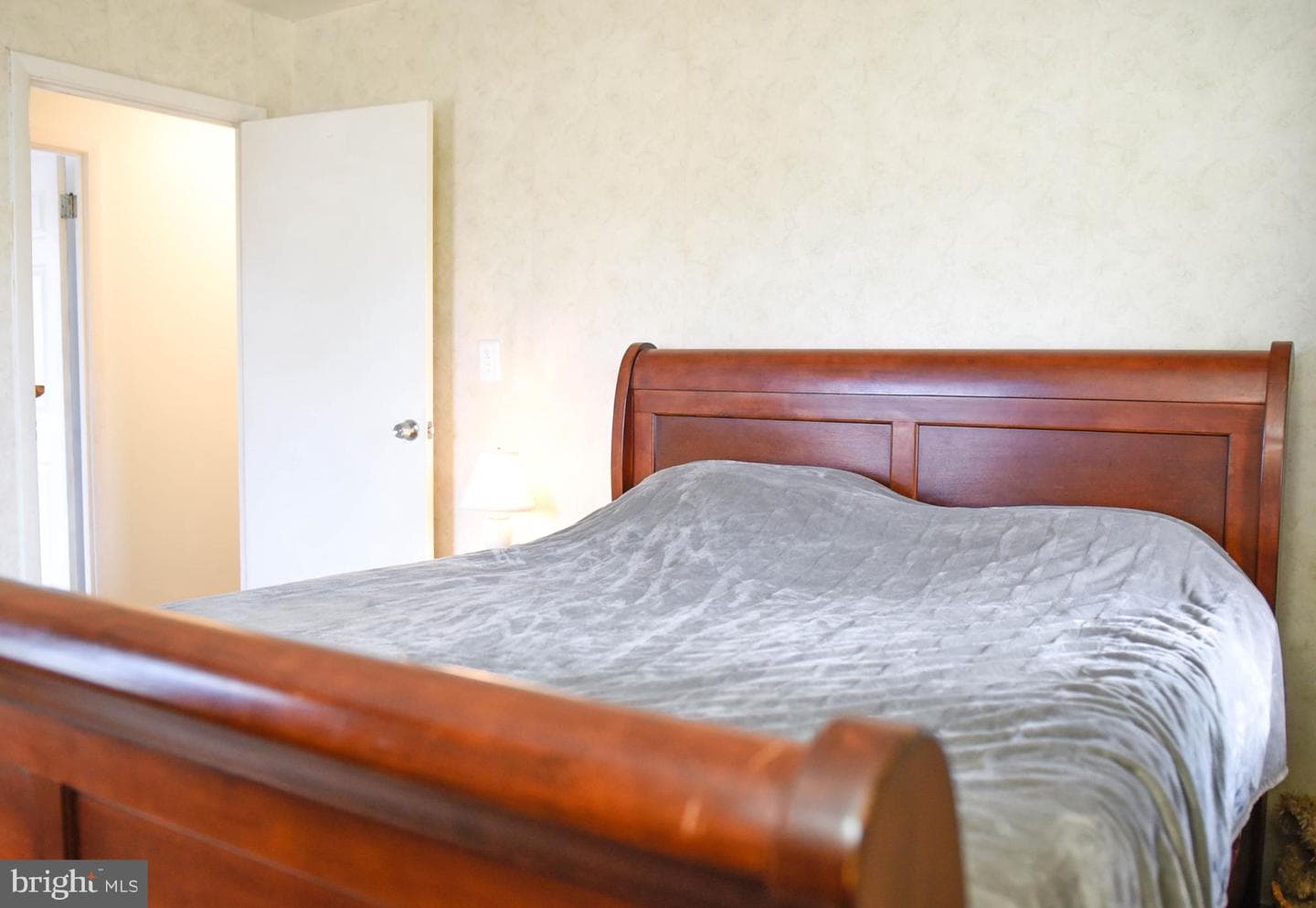 341 Walgrove Road photo 15