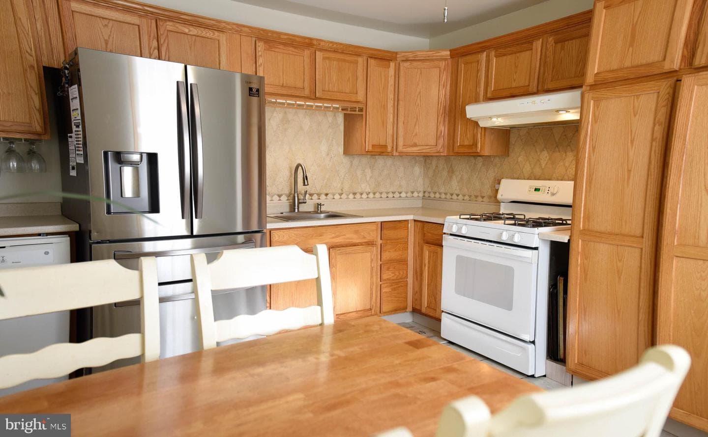 341 Walgrove Road photo 2