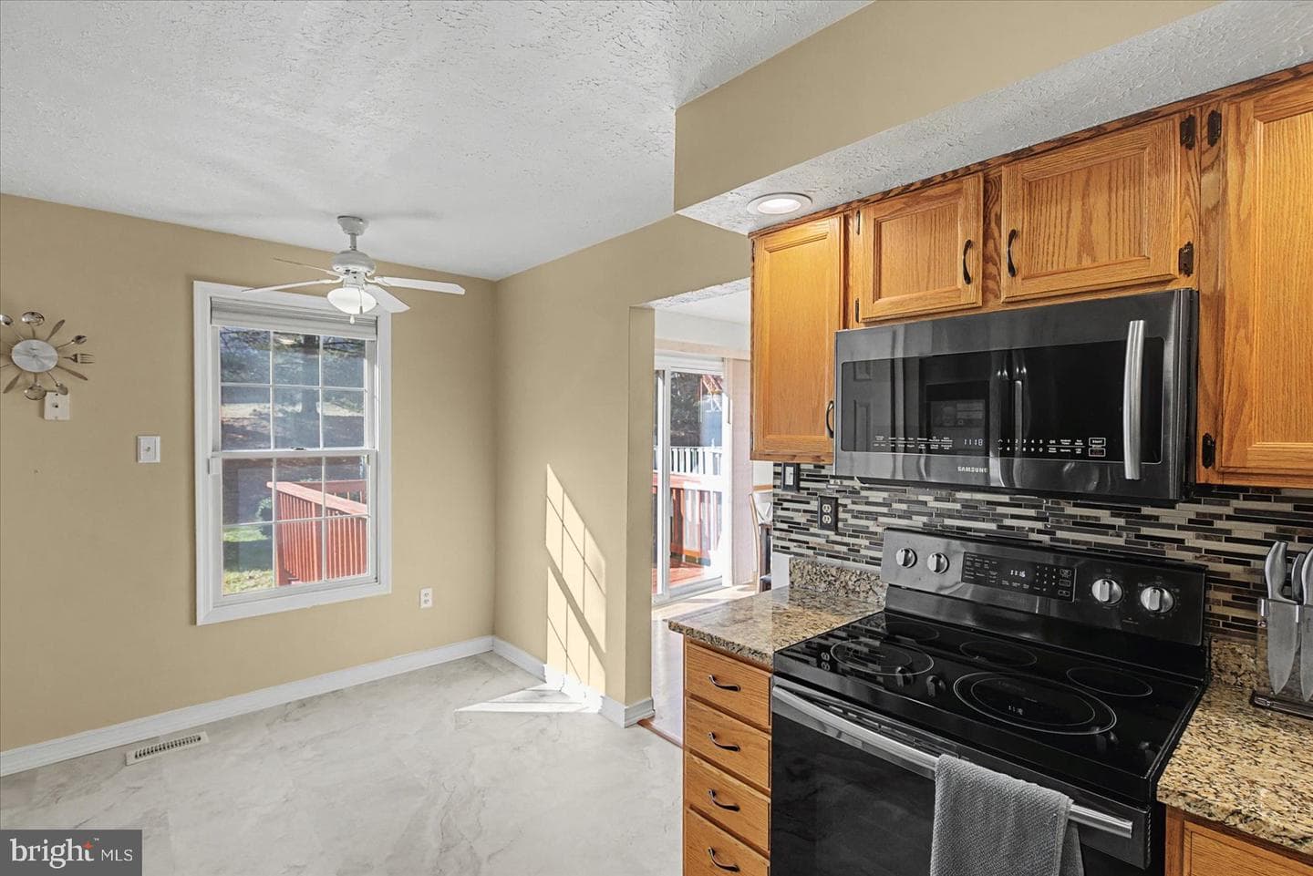 8292 Berryfield Drive photo 18