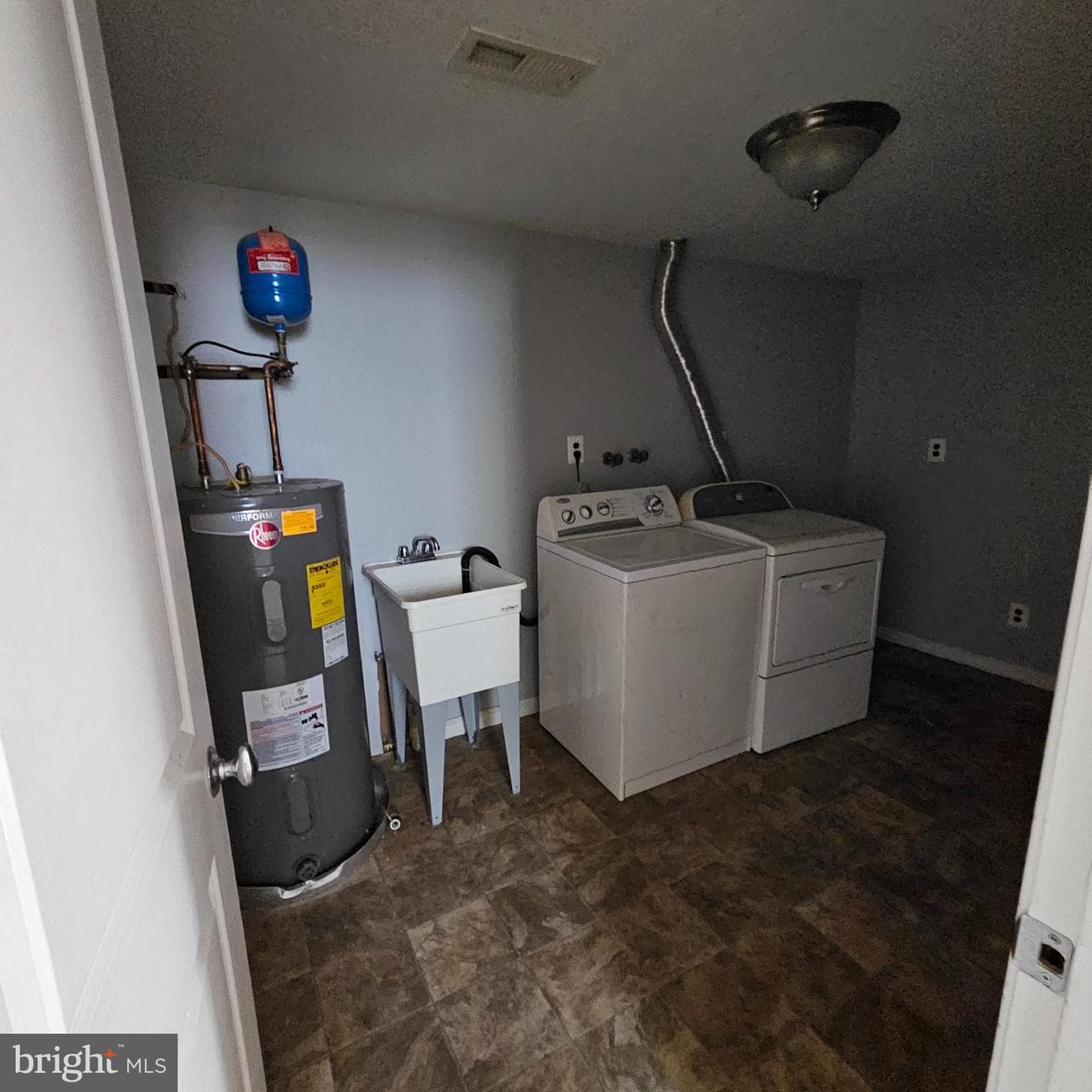 7336 Chesapeake Road photo 8