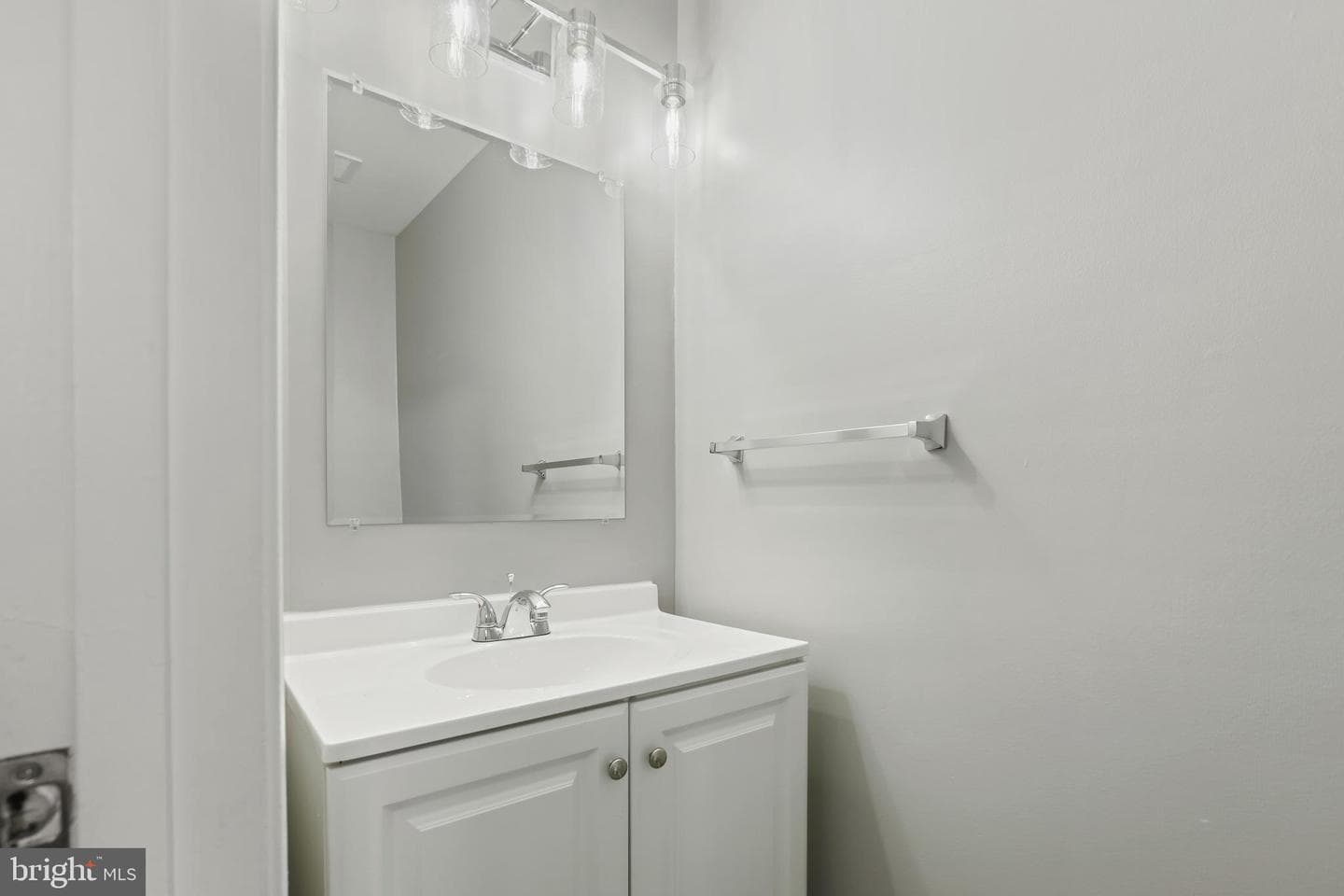 8617 Castlemill Circle photo 7