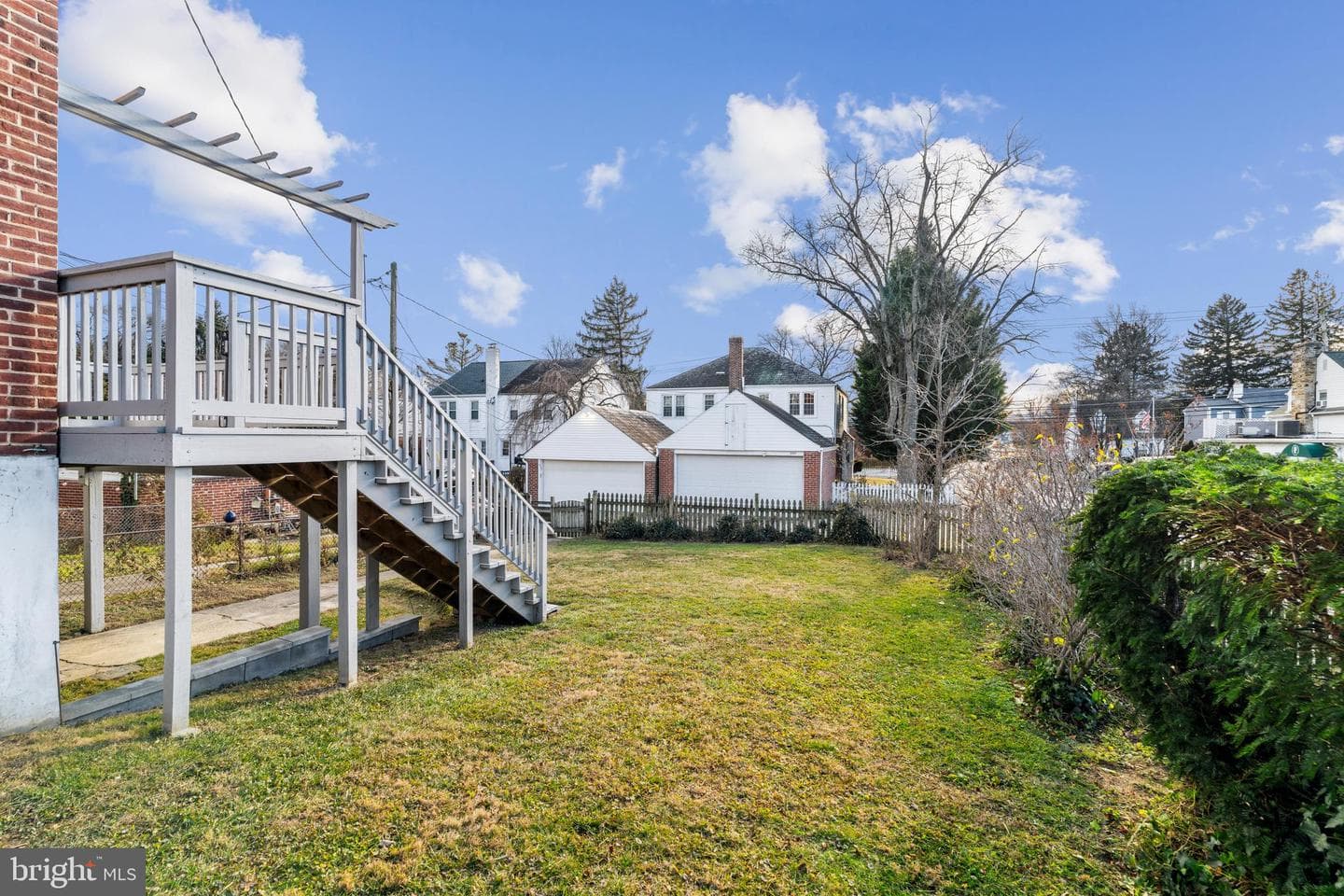 201 Ridge Avenue photo 34