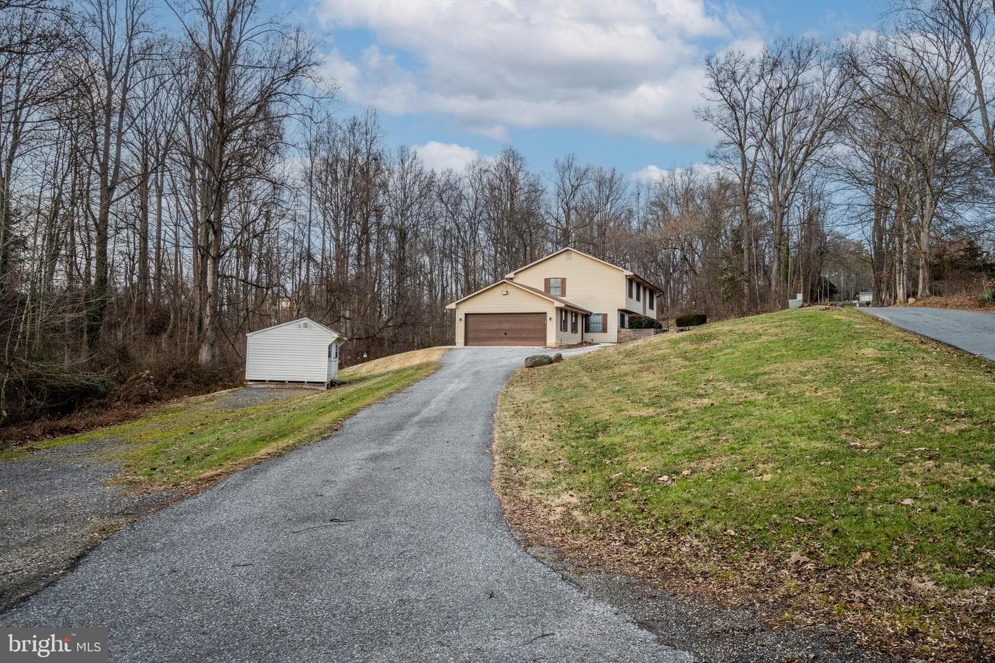 4400 Powells Run Road photo 49