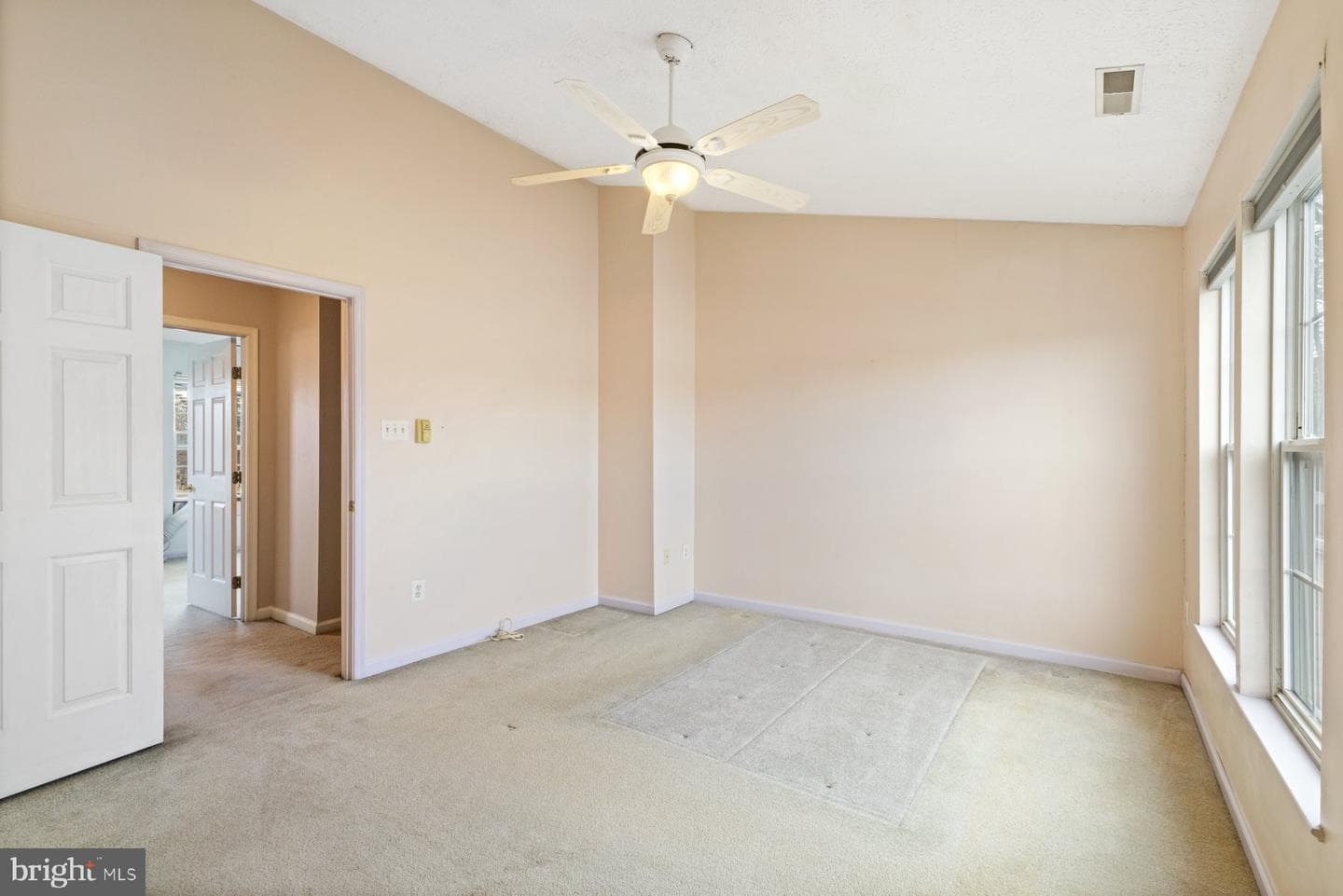 5206 Castlestone Drive photo 15