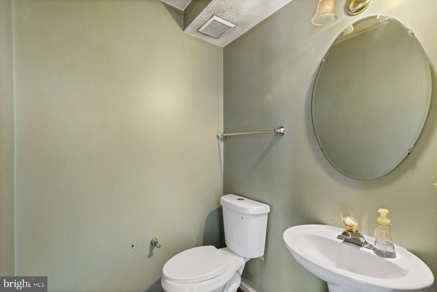 5206 Castlestone Drive photo 8