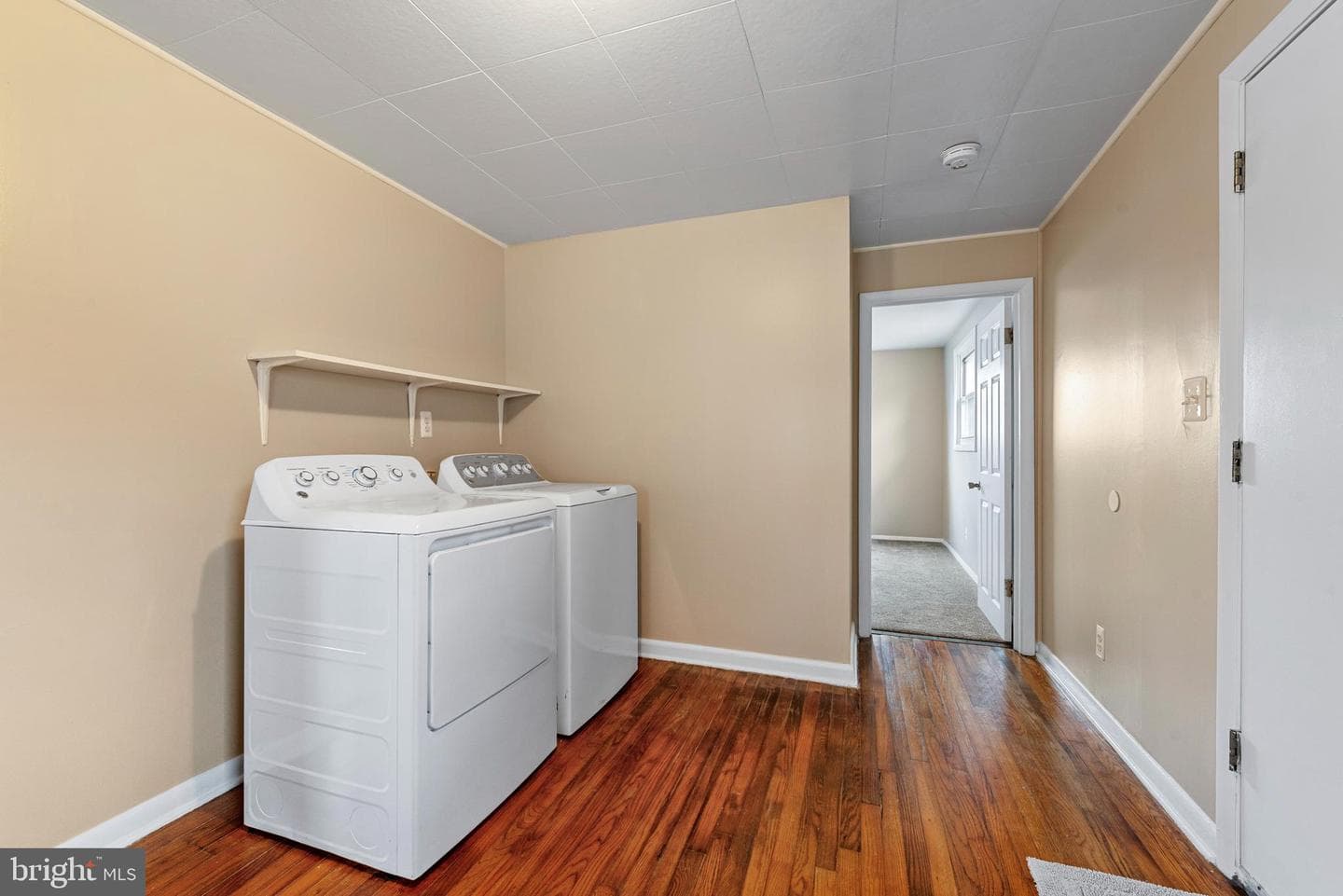 902 Cord Street photo 4