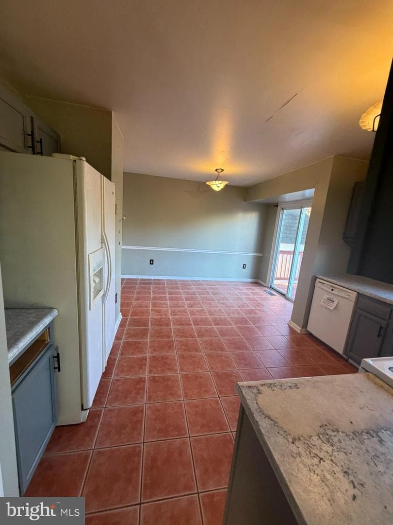 9404 Horn Avenue photo 12