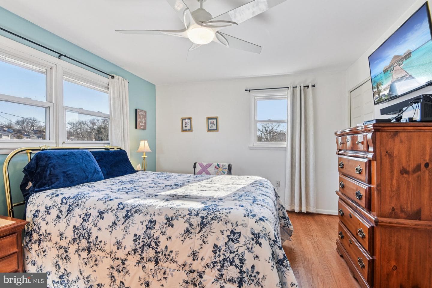1412 Mount Airy photo 25