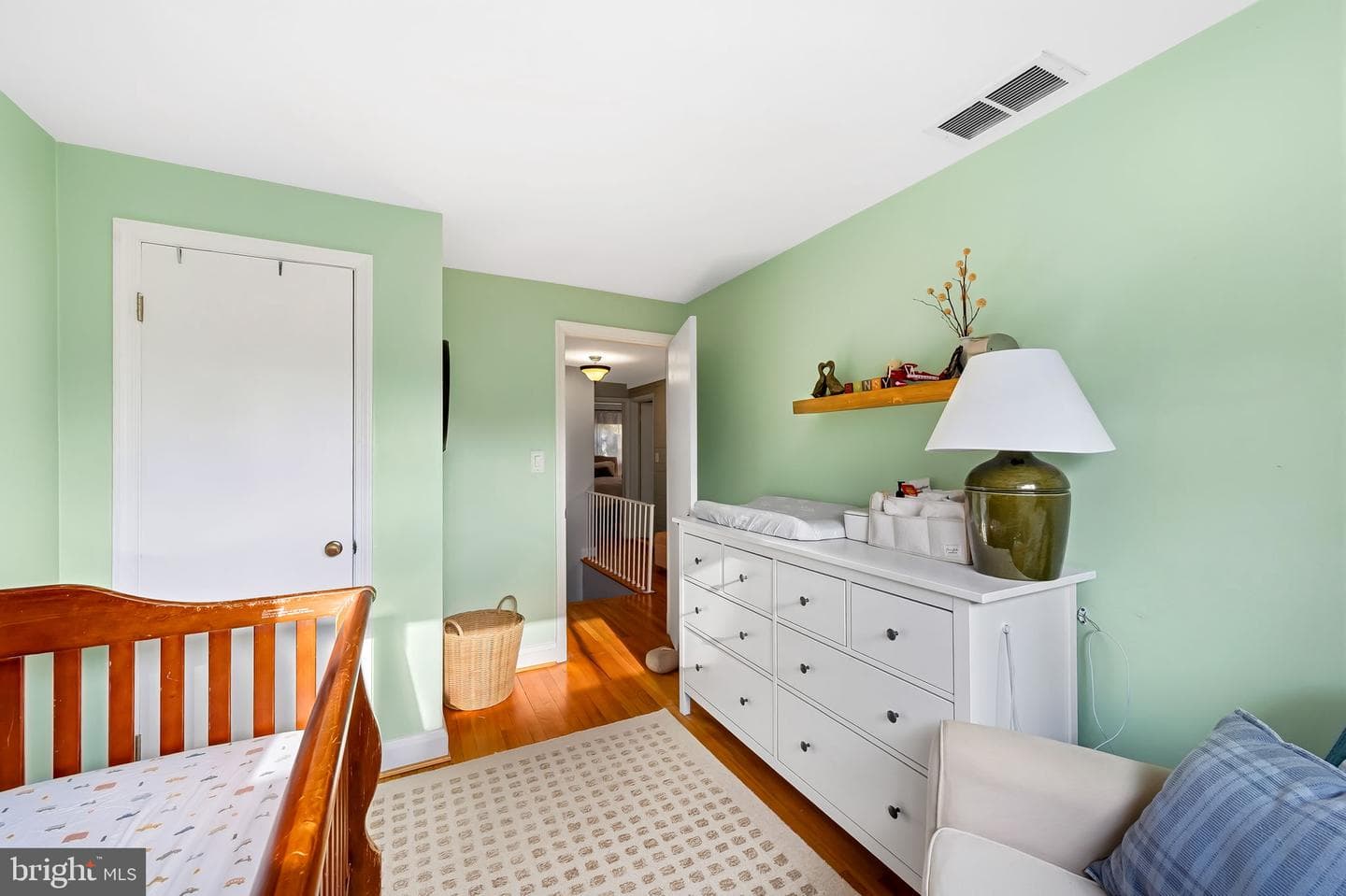 6745 Glenkirk Road photo 22