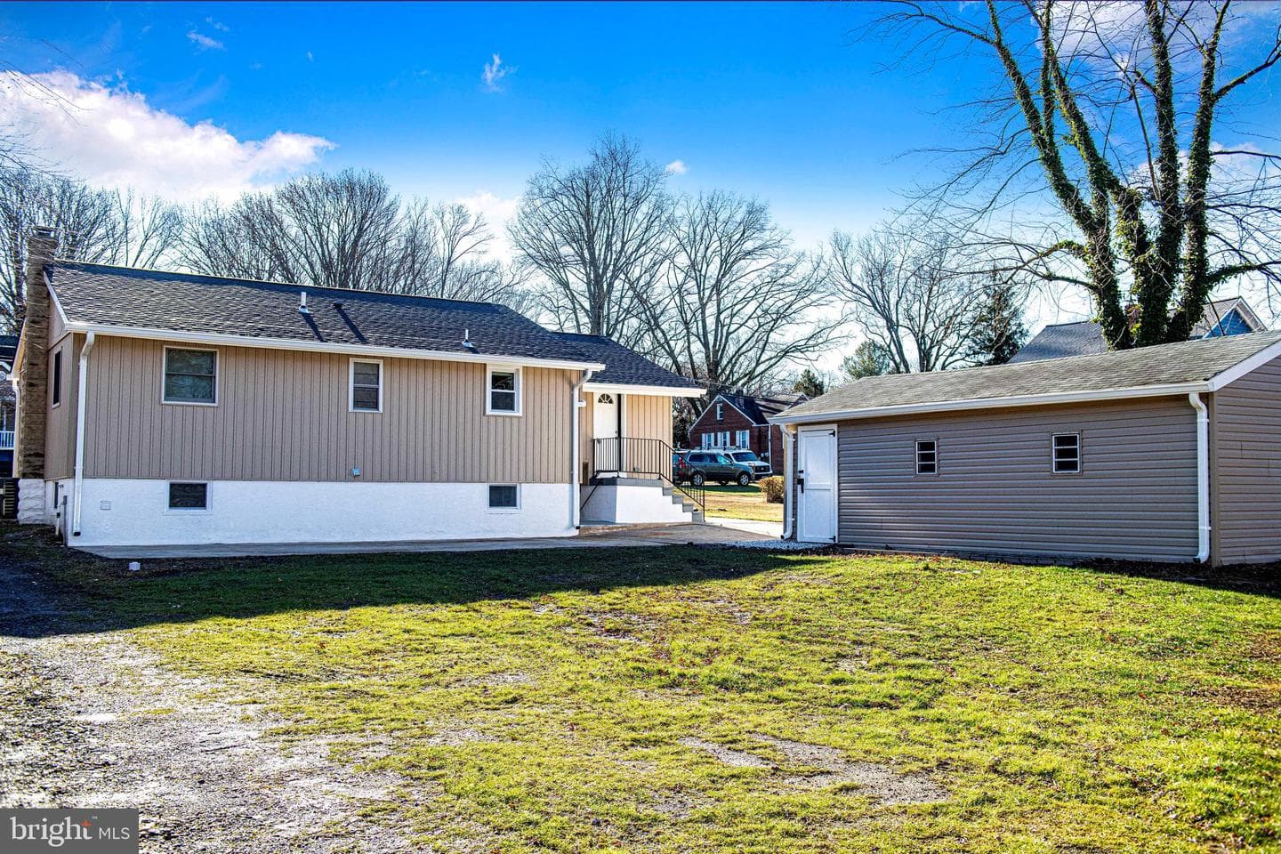 7924 Oakdale Avenue photo 31
