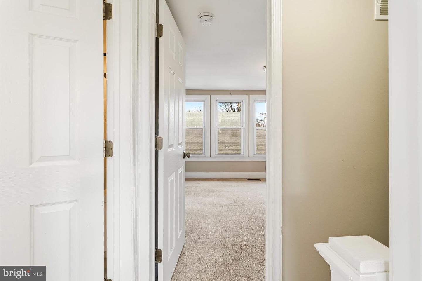 8000 Oakleigh Road photo 16